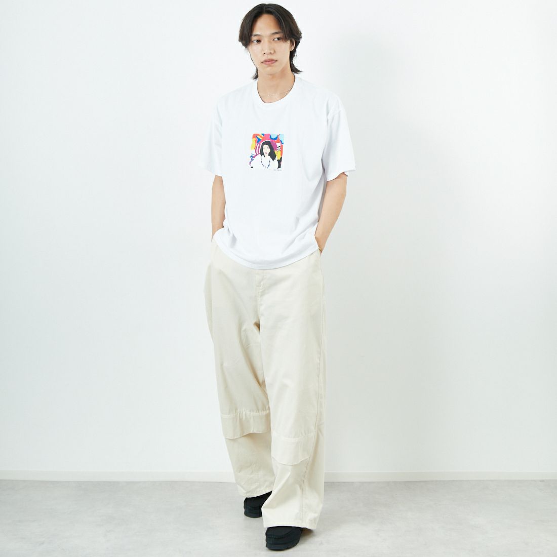 COTTON PAN [コットンパン] ポスト グラフィックTシャツ [POST] WHITE &&モデル身長：179cm 着用サイズ：M&&