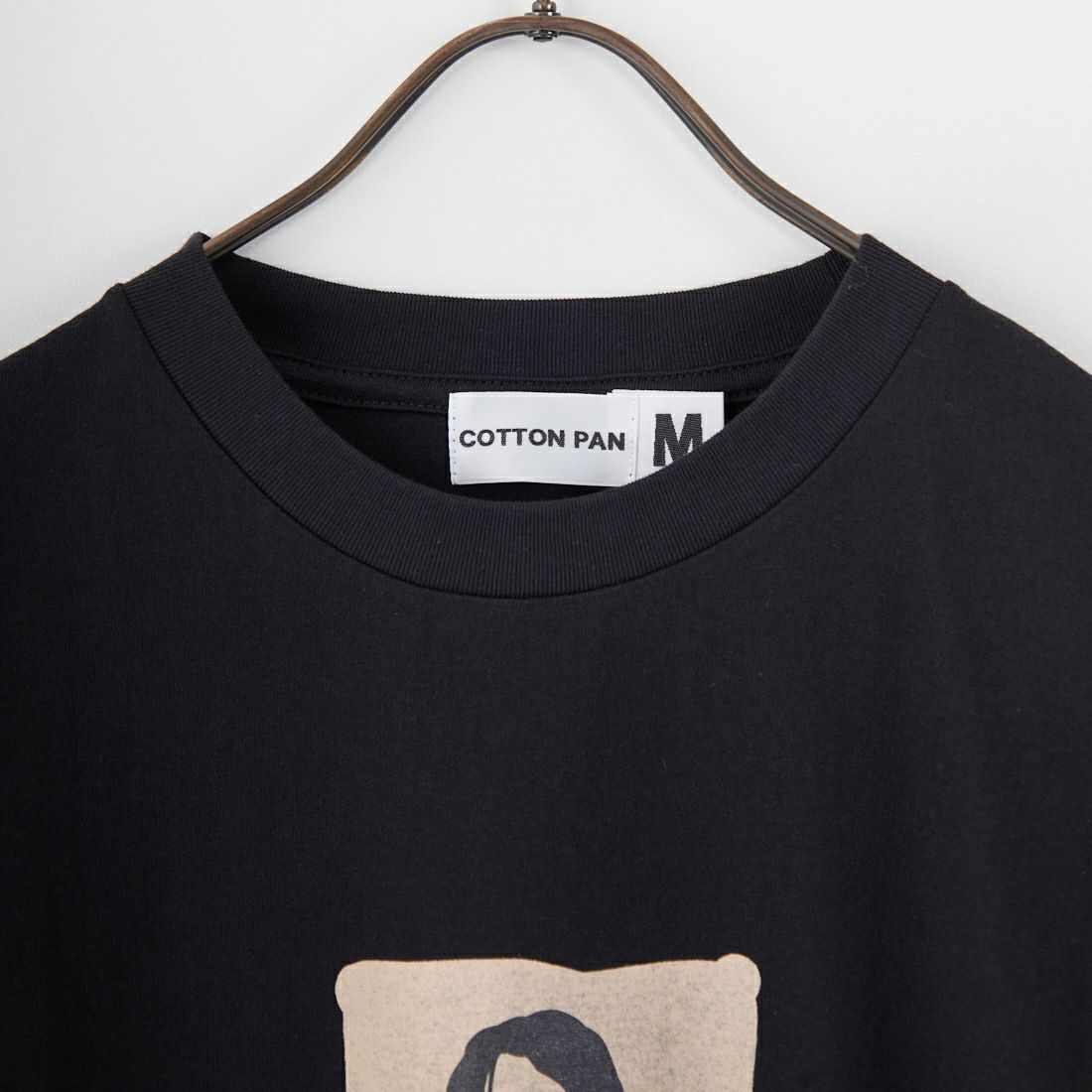 COTTON PAN [コットンパン] デビュー グラフィックTシャツ [DEBUT] BLACK