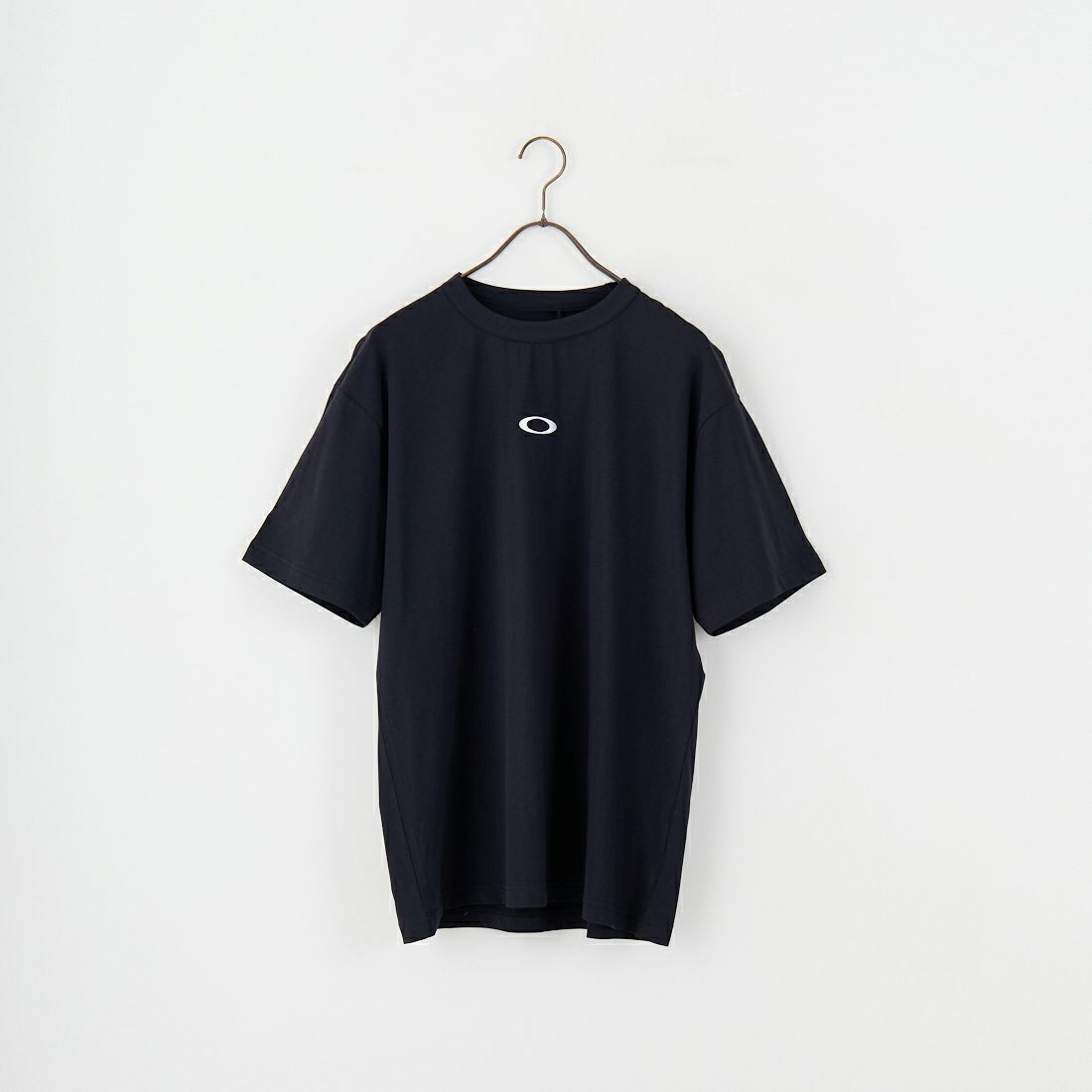 02E BLACK