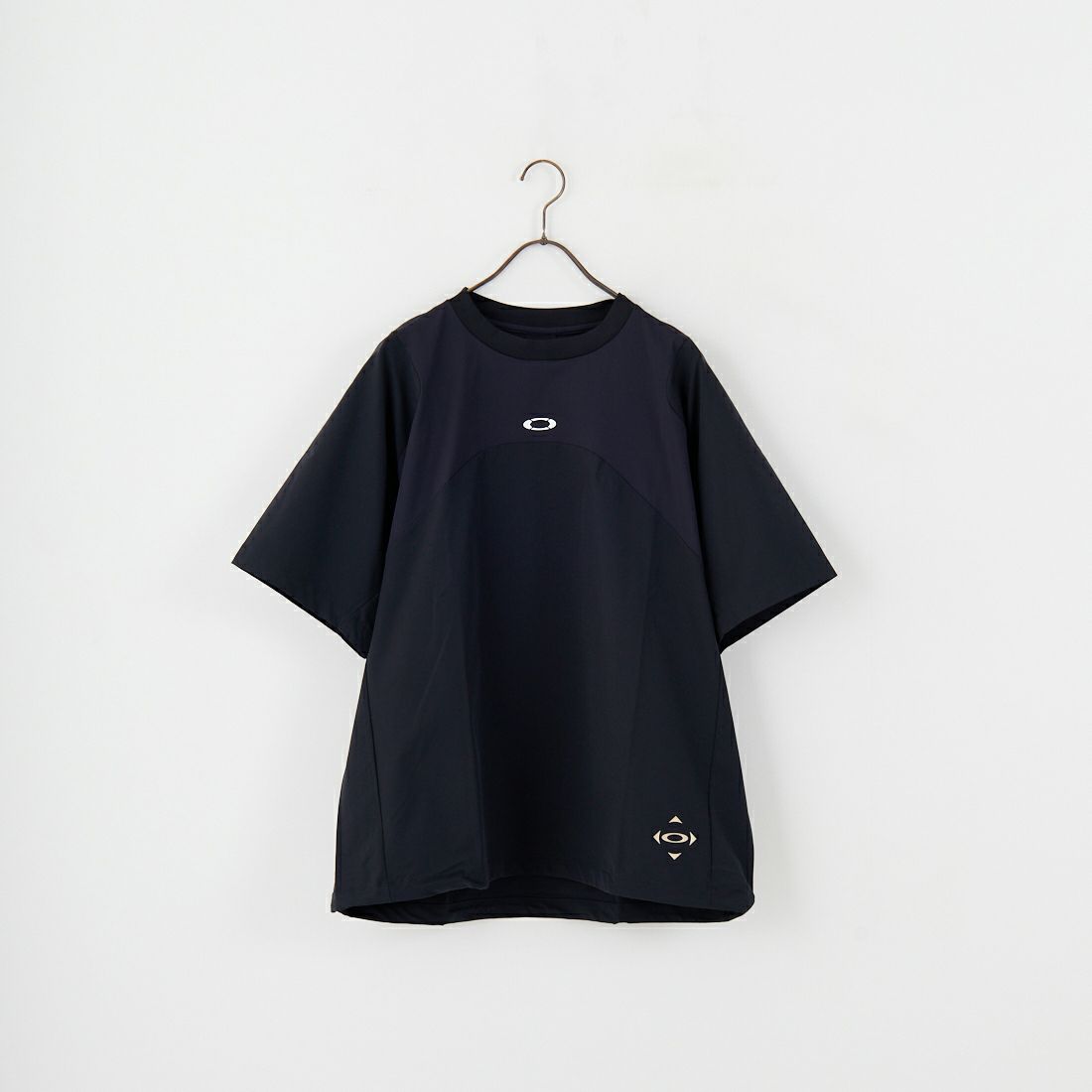 02E BLACK