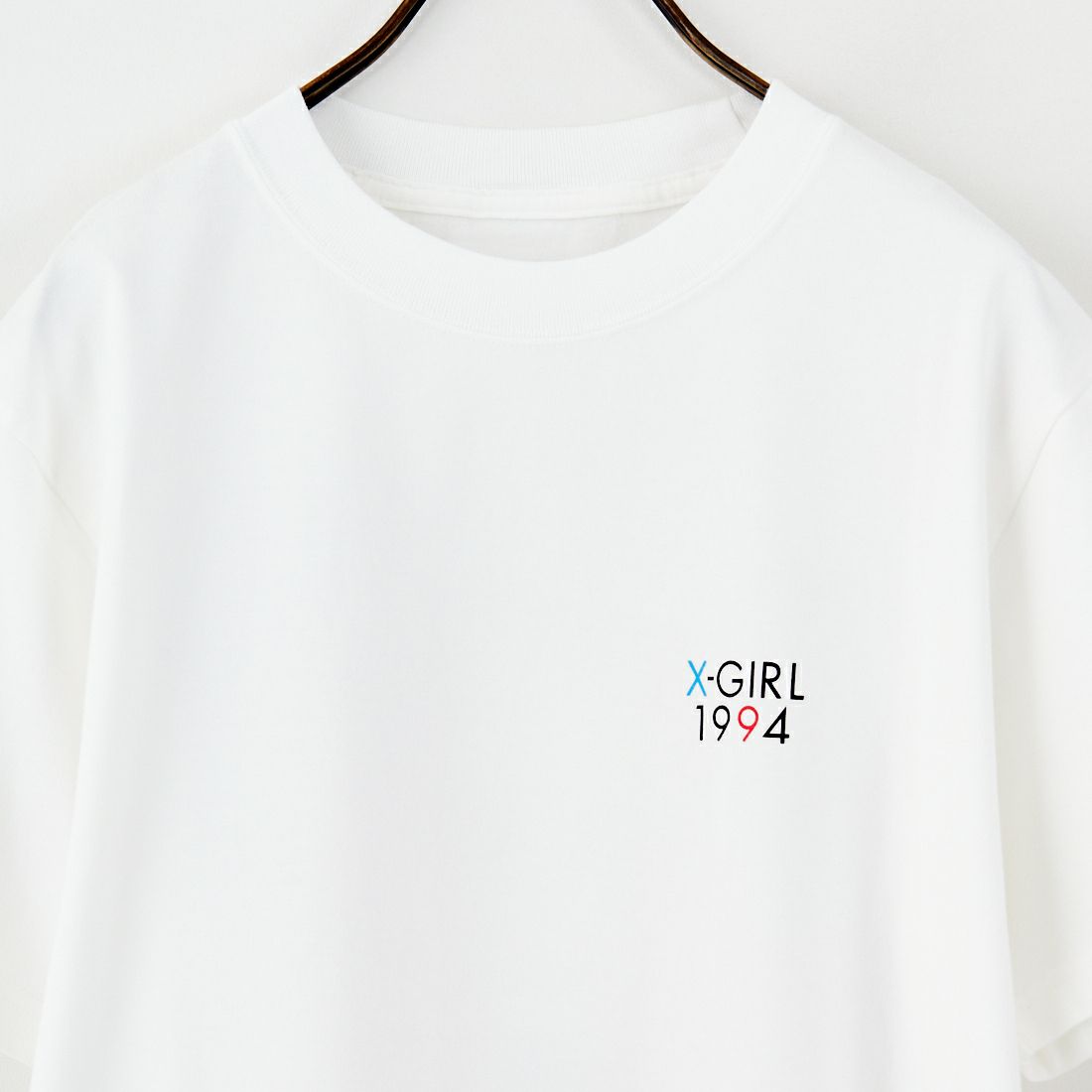 X-girl [エックスガール] ポップフェイス ショートスリーブTシャツ [105252011037] WHITE