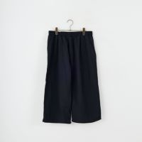 4 BLACK