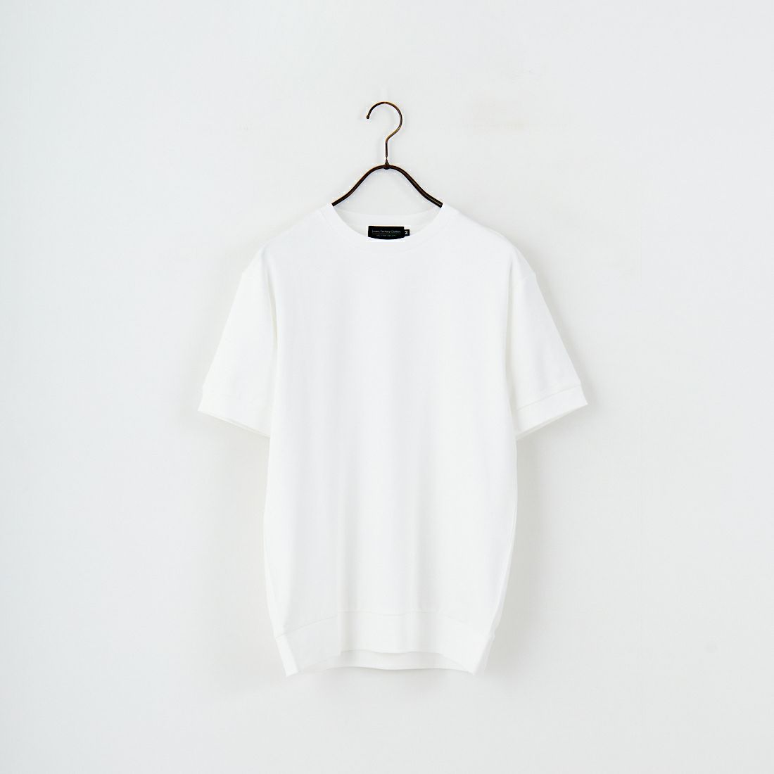 001 WHT