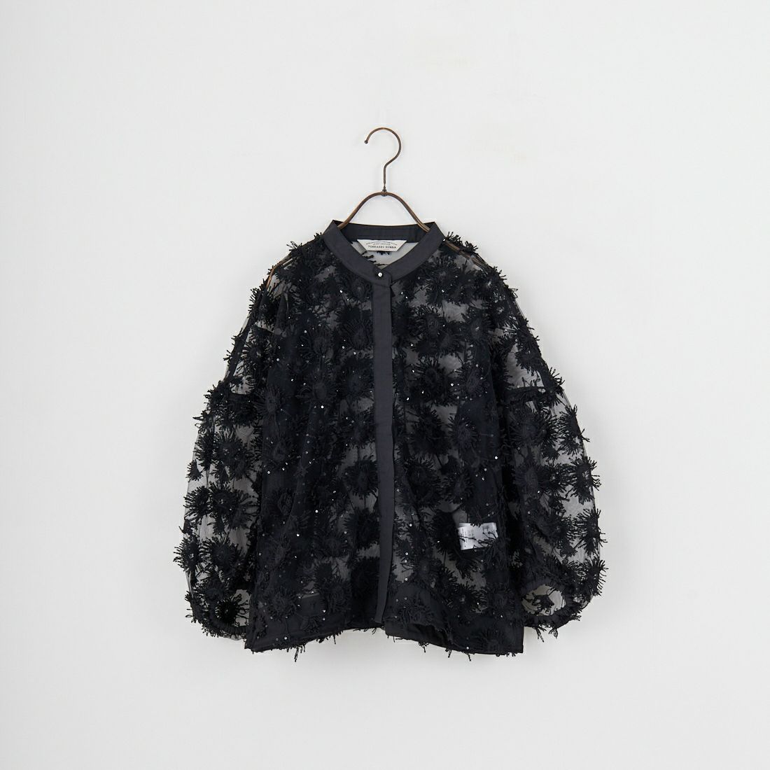 19 BLACK