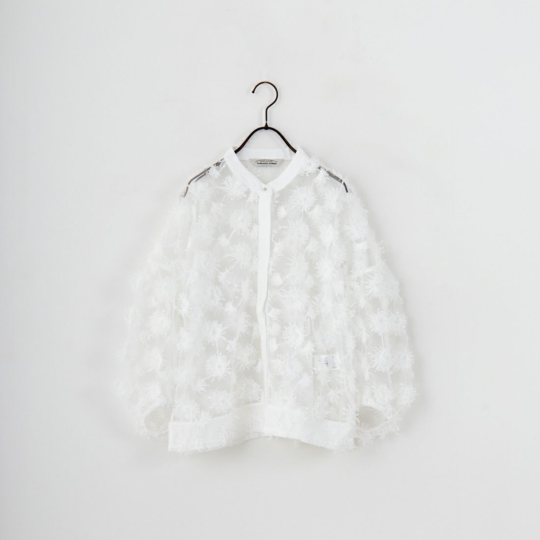 05 WHITE