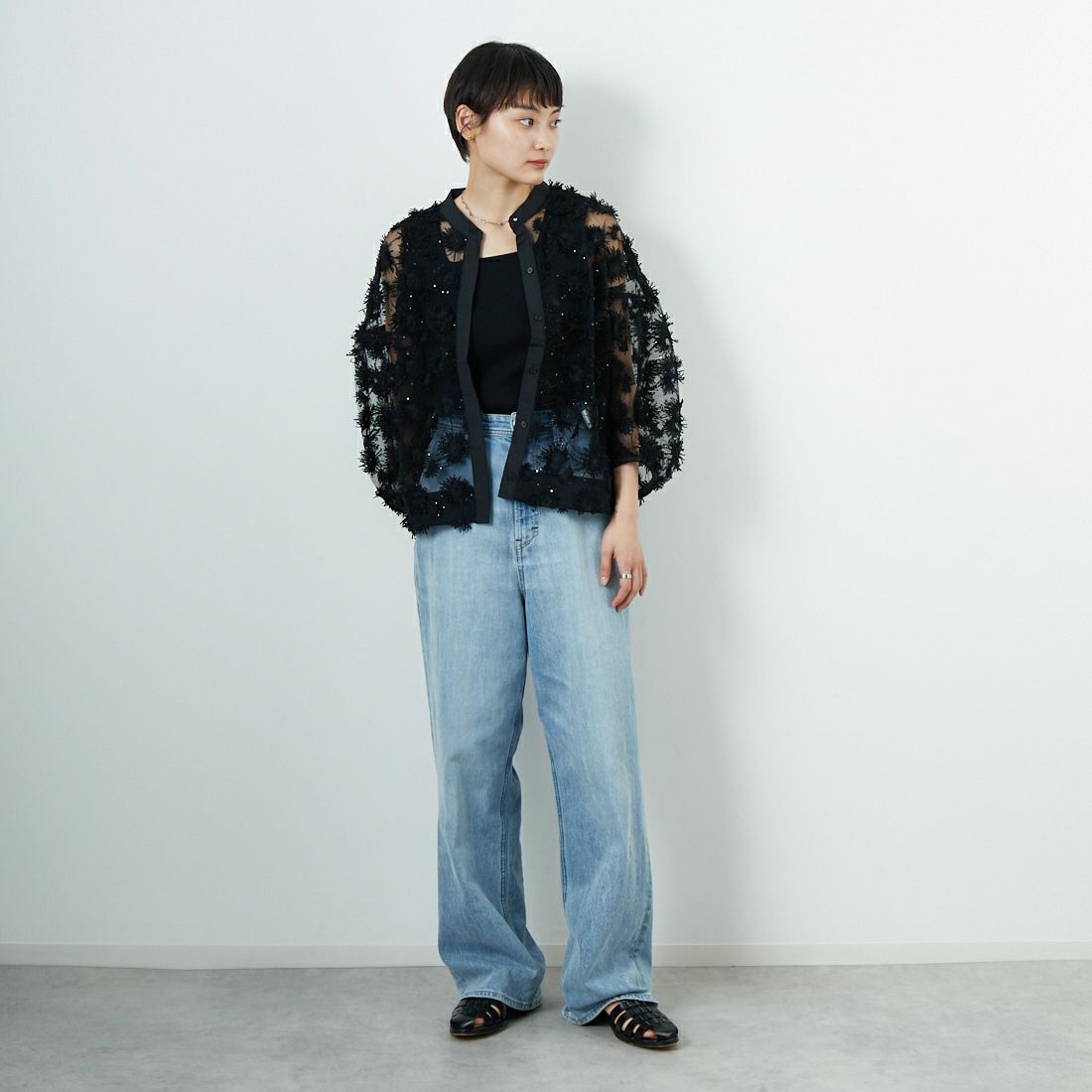 TORRAZZO DONNA [トラッゾドンナ] フリンジスパンコールブラウス [6250-565] 19 BLACK &&モデル身長：160cm 着用サイズ：F&&