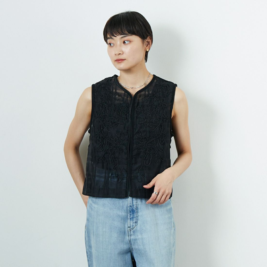 19 BLACK&&モデル身長：160cm 着用サイズ：F&&
