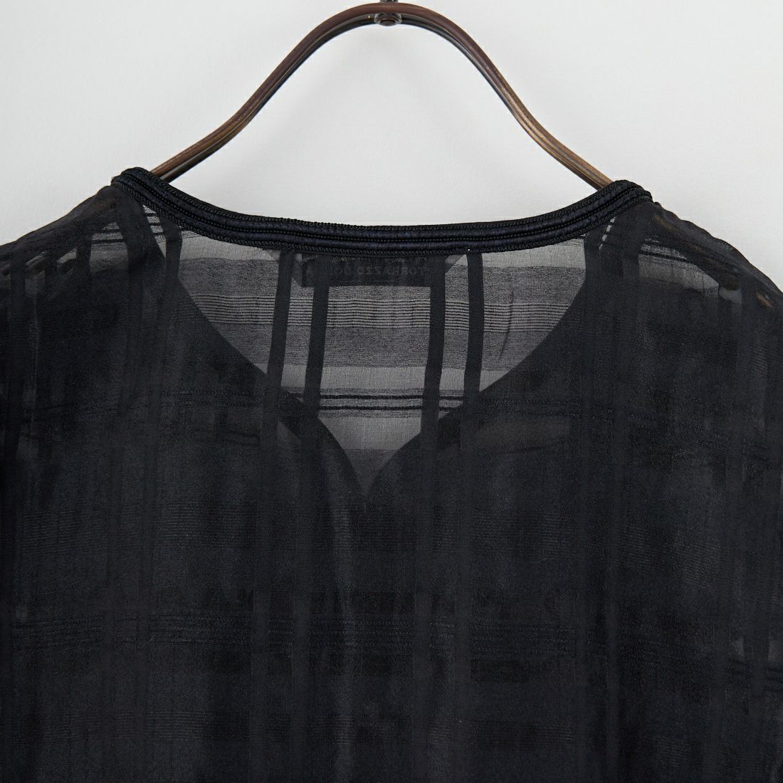 TORRAZZO DONNA [トラッゾドンナ] コード刺&#32353;シアーベスト [6250-571] 19 BLACK