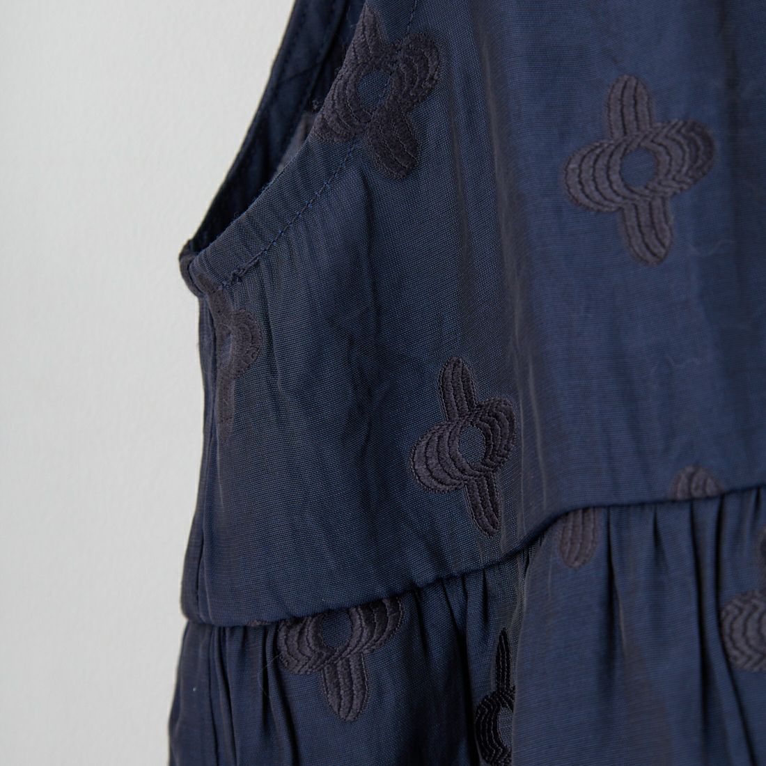 TORRAZZO DONNA [トラッゾドンナ] フローラルパターン 2WAYティアードトップス [6250-568] 98 NAVY