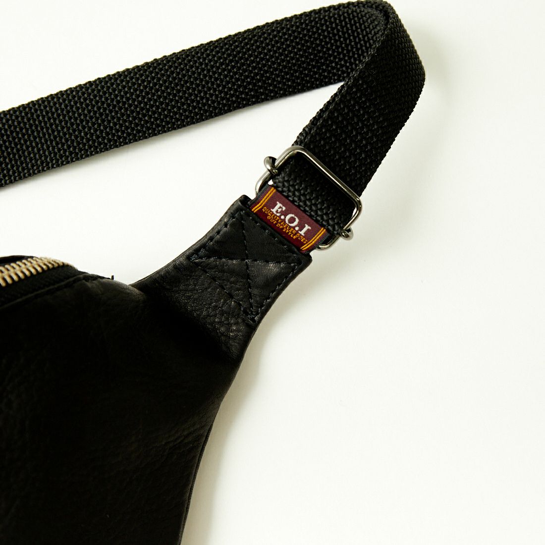 MR.OLIVE E.O.I [ミスターオリーブ] ウォータープルーフウォッシャブルレザー スモールボディバッグ [ME681] BLACK