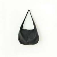 ミスターオリーブ　レザートートバッグ　シュリンクレザー　黒 ミスターオリーブ レザートートバッグ シュリンクレザー 黒