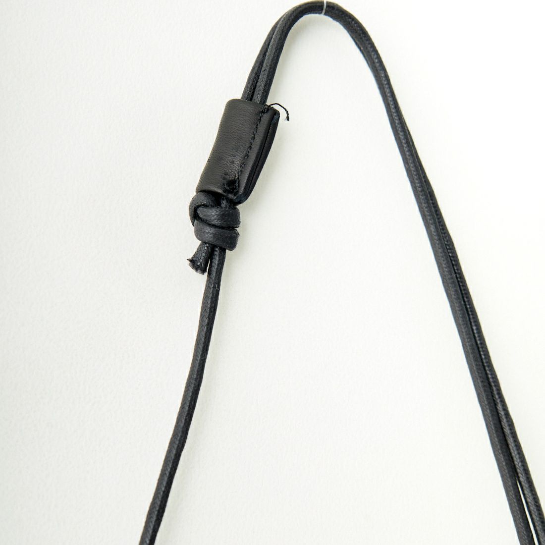 MR.OLIVE E.O.I [ミスターオリーブ] ウォータープルーフ ウォッシャブルレザーサコッシュ [ME680] BLACK