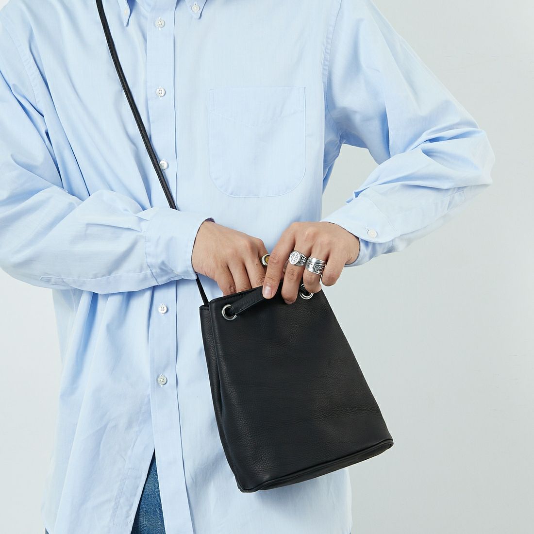 MR.OLIVE E.O.I [ミスターオリーブ] ウォータープルーフ ウォッシャブルレザーシリンダーバッグ [ME653] BLACK