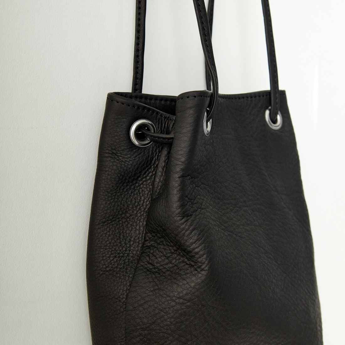 MR.OLIVE E.O.I [ミスターオリーブ] ウォータープルーフ ウォッシャブルレザーシリンダーバッグ [ME653] BLACK