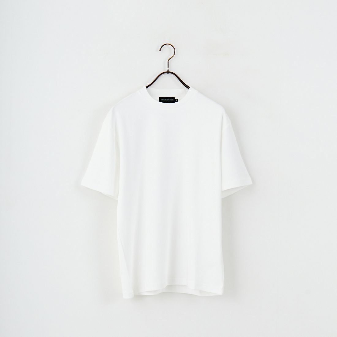 001 WHT