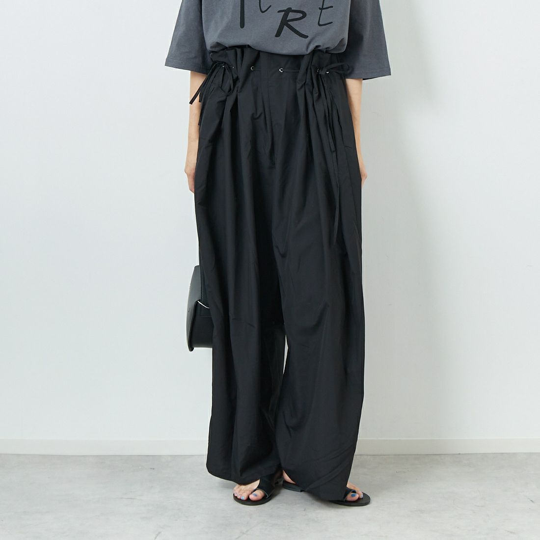 020 BLK&&モデル身長：167cm 着用サイズ：36&&