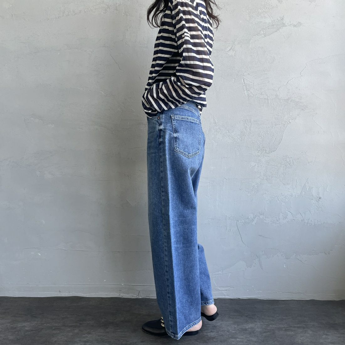 RED CARD TOKYO [レッドカード トーキョー] Montana カーブバギーデニム [12W43701SMD] A-STN MID &&モデル身長：160cm 着用サイズ：22&&