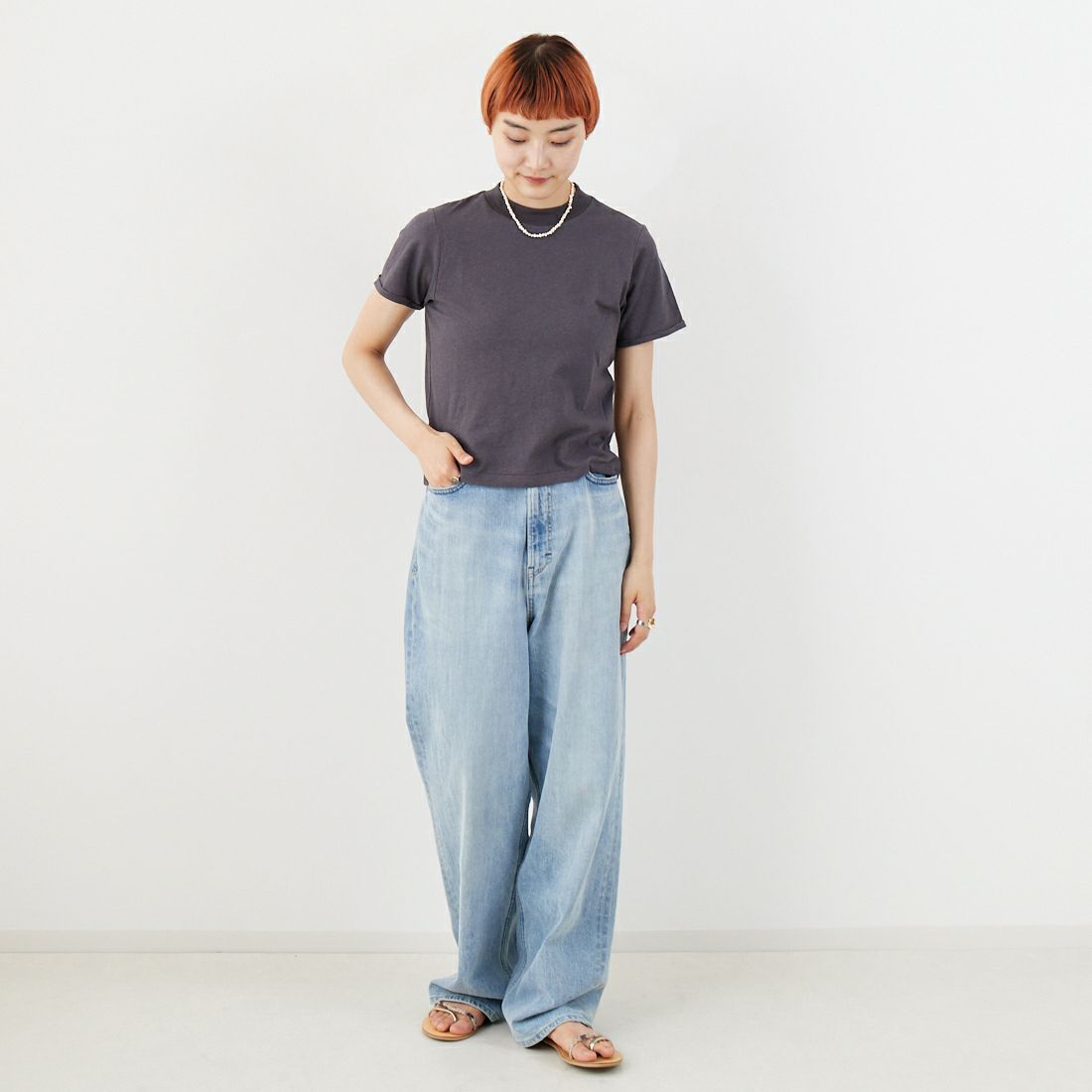 Johnbull [ジョンブル] コットンリネンハイネックTシャツ [JL252C11] 032 ﾁｬｺｰﾙ &&モデル身長：160cm 着用サイズ：F&&