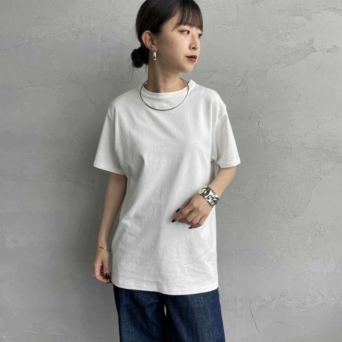 THE SHINZONE [ザ シンゾーン] AWESOME ショートスリーブTシャツ [25MMSCU17] 01 WHITE &&モデル身長：150cm 着用サイズ：F0&&