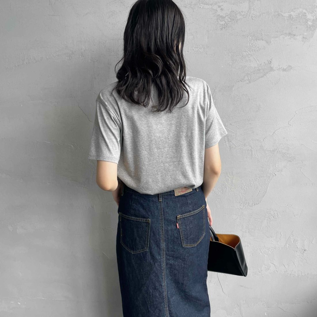 THE SHINZONE [ザ シンゾーン] AWESOME ショートスリーブTシャツ [25MMSCU17] 06 GRAY &&モデル身長：160cm 着用サイズ：F0&&