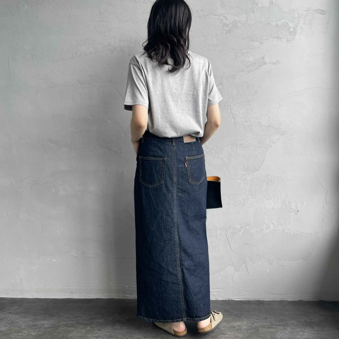 THE SHINZONE [ザ シンゾーン] AWESOME ショートスリーブTシャツ [25MMSCU17] 06 GRAY &&モデル身長：160cm 着用サイズ：F0&&