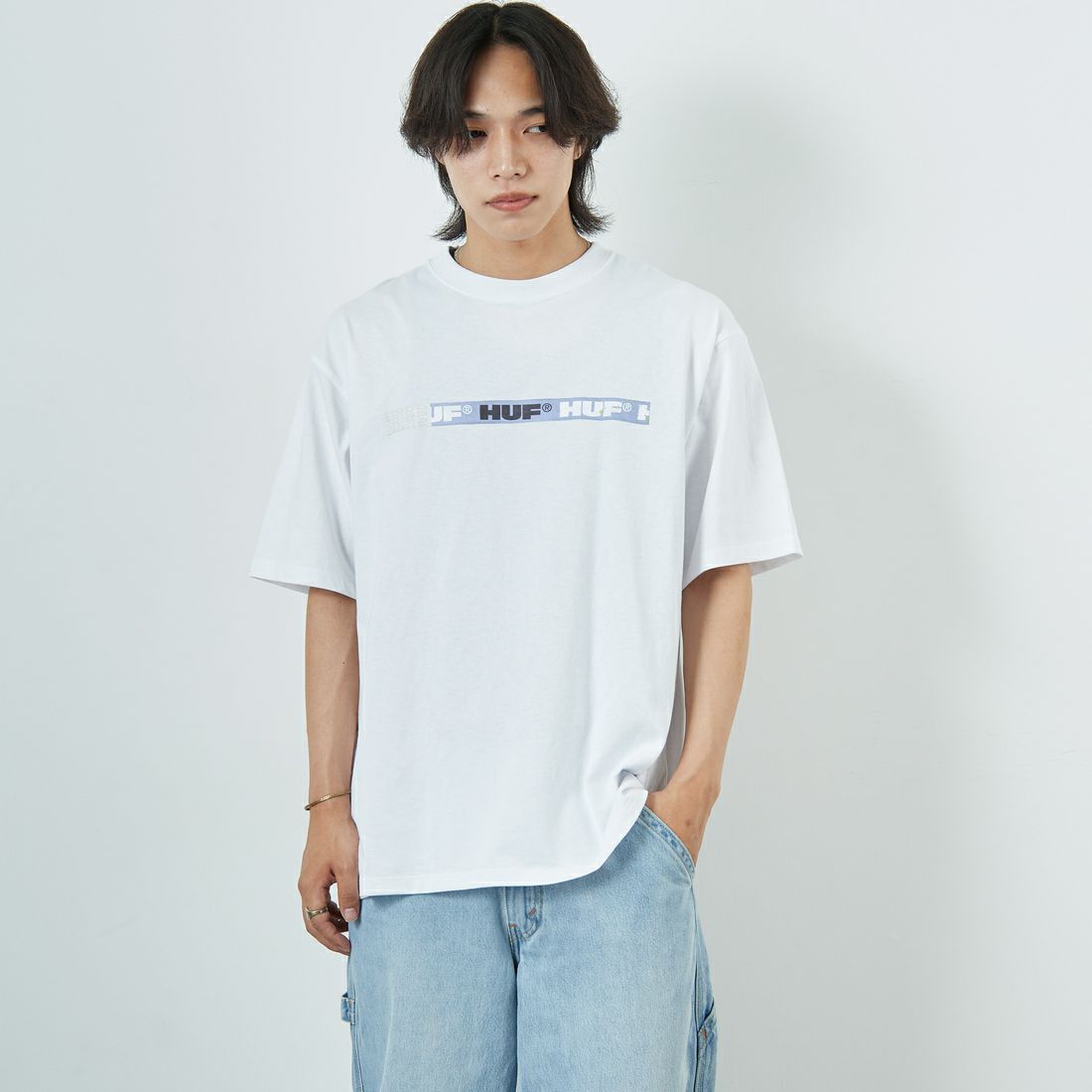 HUF [ハフ] アドミッション ショートスリーブTシャツ [TS02457] WHITE &&モデル身長：179cm 着用サイズ：L&&