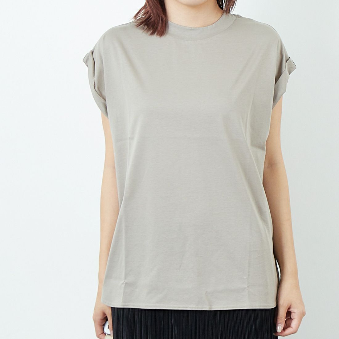 Jf Ready Made [ジェイエフレディメイド] シルケット天竺 ハイネックノースリーブTシャツ [3103105] 714 Gﾍﾞｰｼﾞ &&モデル身長：167cm 着用サイズ：F&&