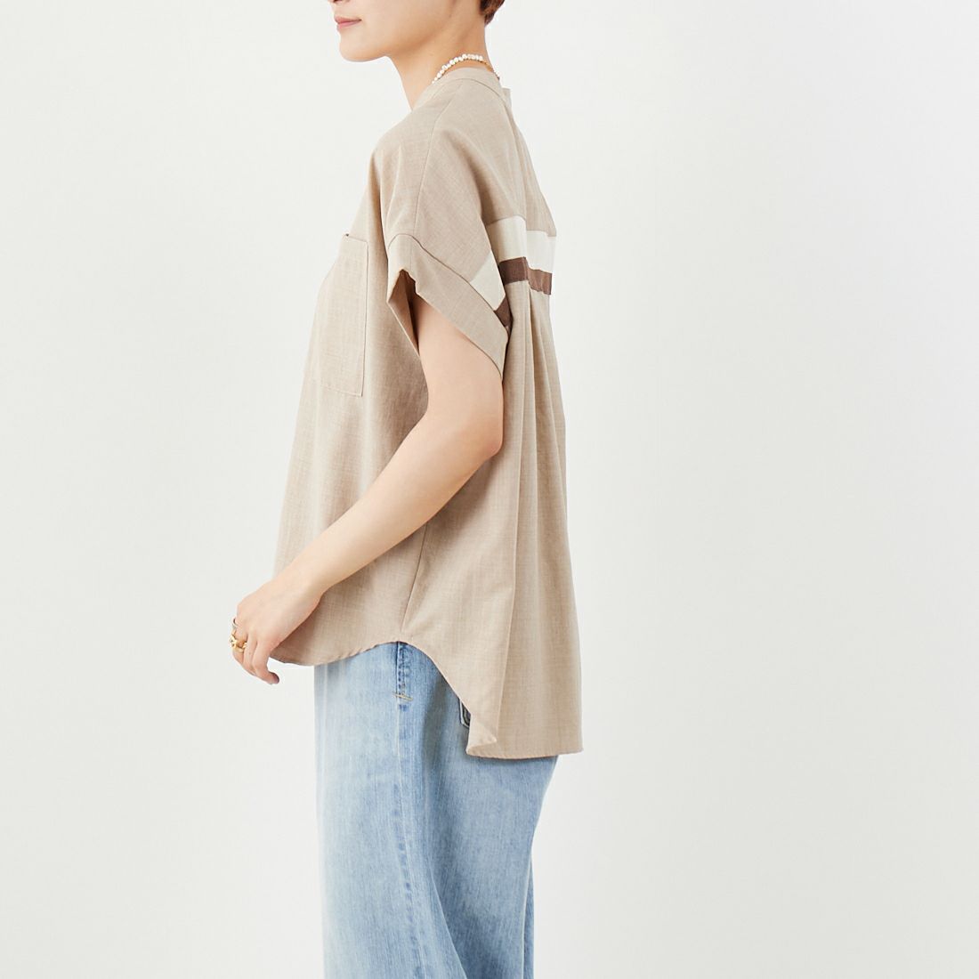 Jf Ready Made [ジェイエフレディメイド] 麻調バックヨークテープ切替ブラウス [41252223] ﾍﾞｰｼﾞｭ &&モデル身長：160cm 着用サイズ：F&&