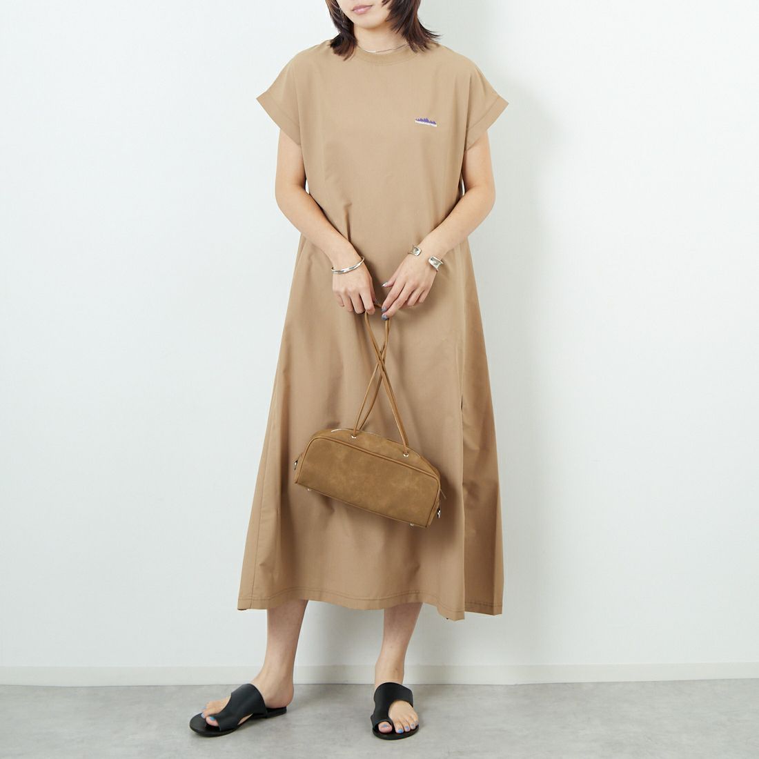 FOX&&モデル身長：167cm 着用サイズ：F&&