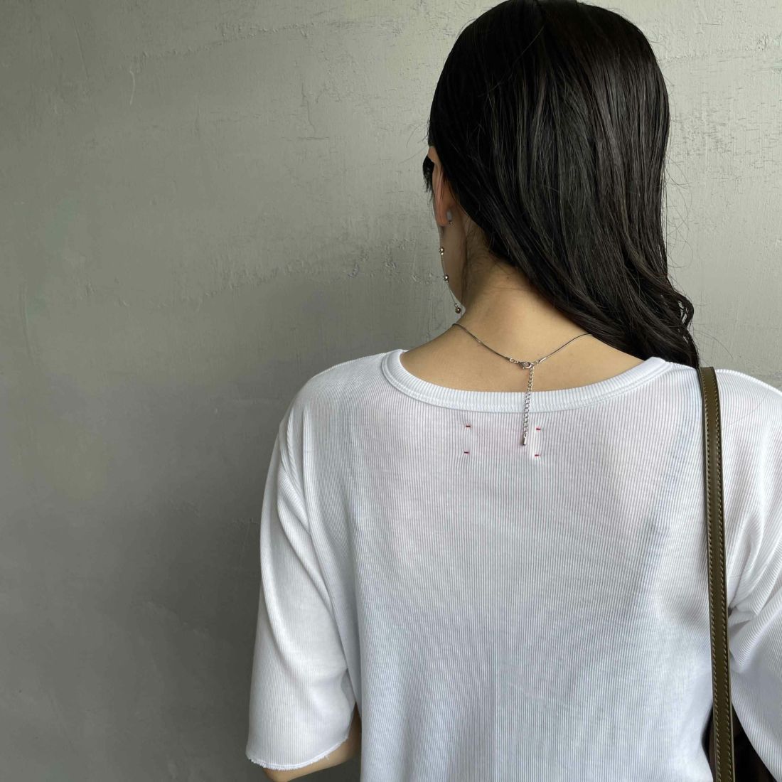 MEYAME [メヤメ] リブハーフスリーブTシャツ [MEY-2117] WHITE &&モデル身長：160cm 着用サイズ：F&&