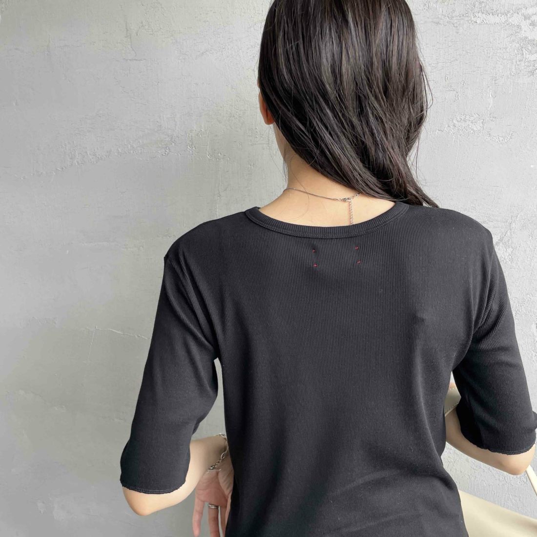 MEYAME [メヤメ] リブハーフスリーブTシャツ [MEY-2117] BLACK &&モデル身長：160cm 着用サイズ：F&&