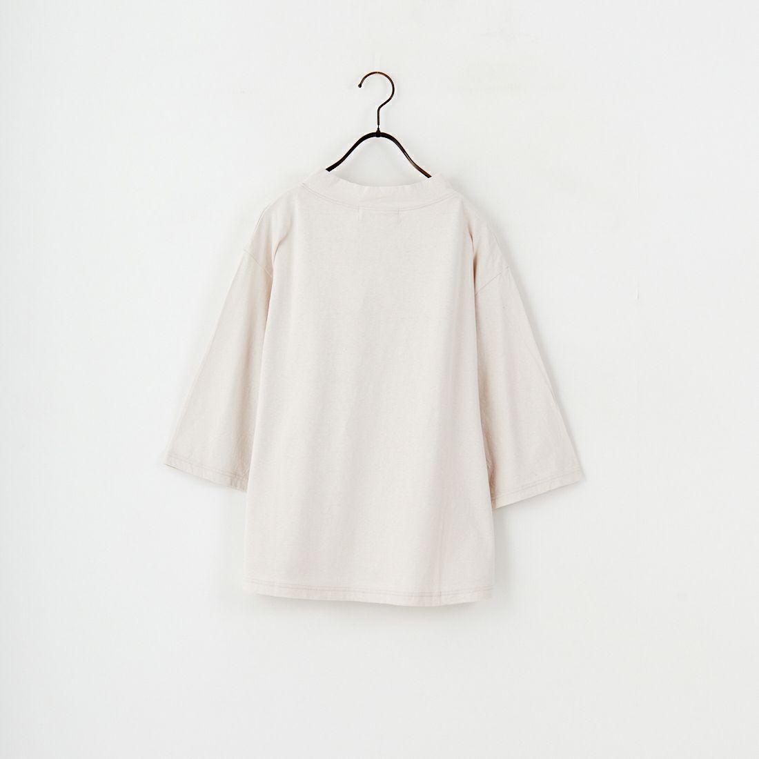 tumugu: [ツムグ] ラフィ天竺プリントTシャツ [TC25221] 10 BEIGE