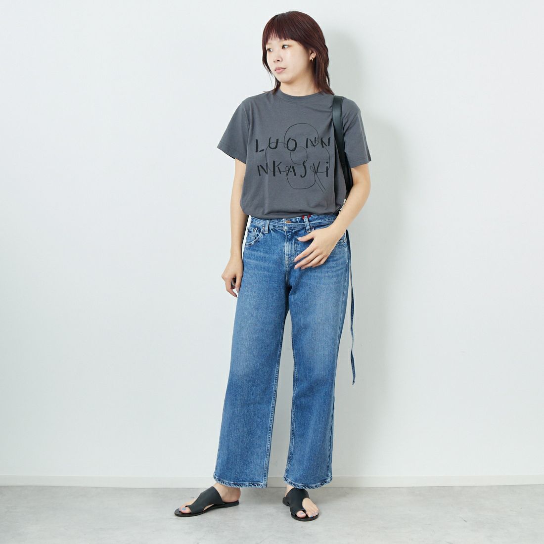 tumugu: [ツムグ] ラフィ天竺プリントTシャツ [TC25220] 88 CHARCOA &&モデル身長：167cm 着用サイズ：F&&