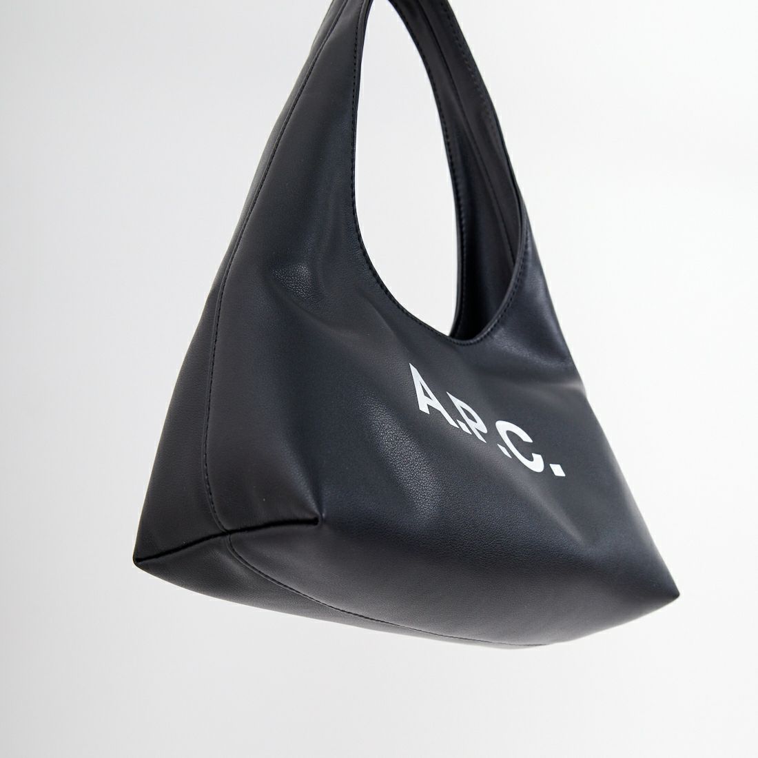 A.P.C. [アー・ペー・セー] BABY NINON ショルダーバッグ [BABY-NINON-SHOULDER] 99 NOIR