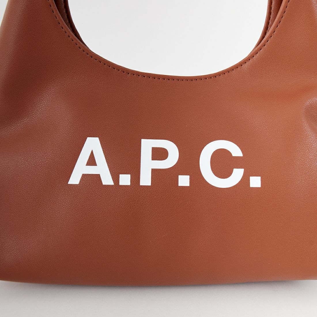 A.P.C. [アー・ペー・セー] BABY NINON ショルダーバッグ [BABY-NINON-SHOULDER] 86 NOISETT