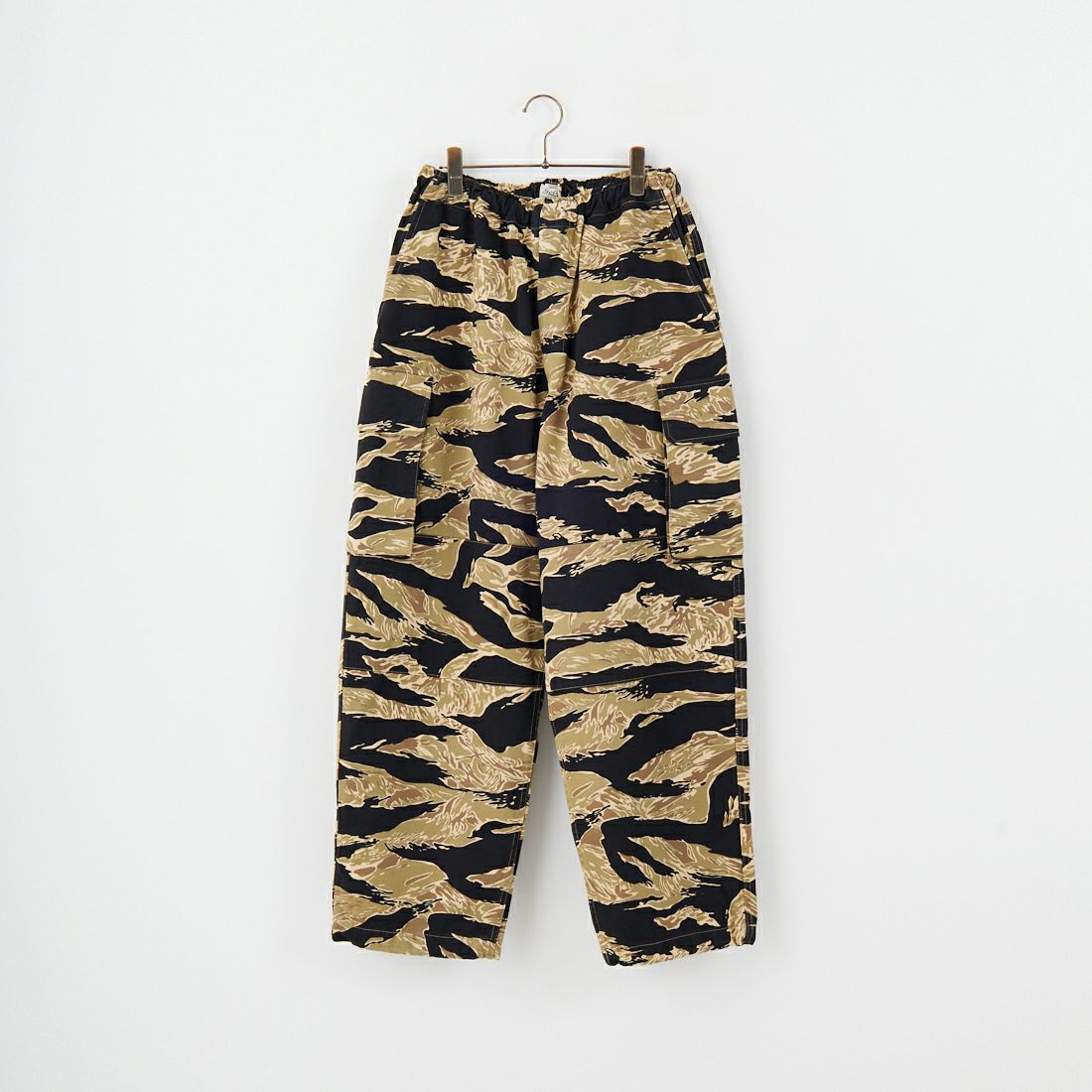 135 KHAKI