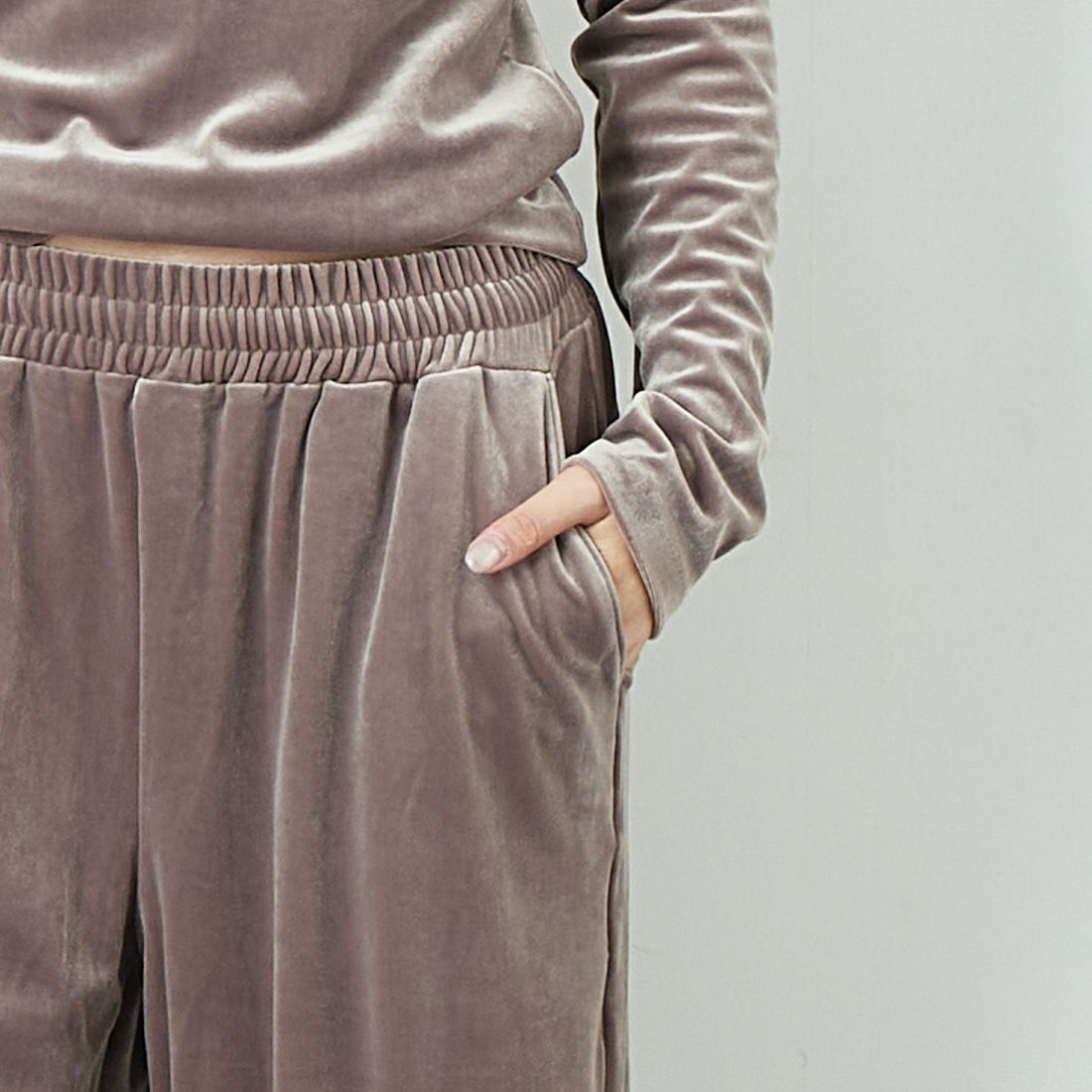 GREYCHORD [グレーコード] LAYLA ワイドパンツ [VAGC02406] STE &&モデル身長：167cm 着用サイズ：0&&