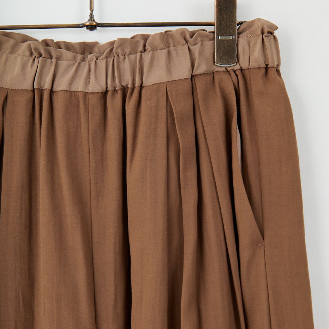 CHIGNON [シニヨン] マルチタックワイドパンツ [3853-348MK] BROWN