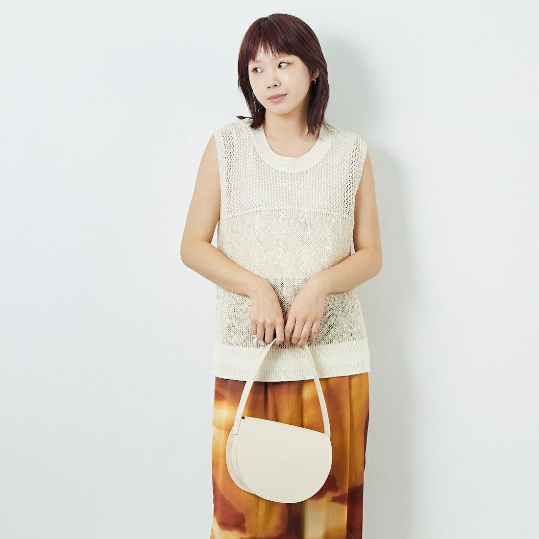 CHIGNON [シニヨン] コードミックスニットベスト [9853-389JR] IVORY &&モデル身長：167cm 着用サイズ：F&&