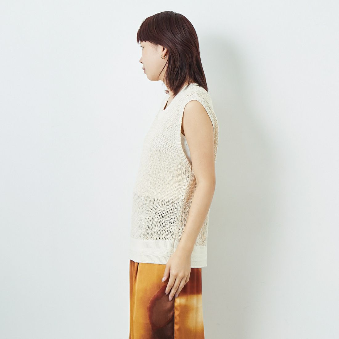 CHIGNON [シニヨン] コードミックスニットベスト [9853-389JR] IVORY &&モデル身長：167cm 着用サイズ：F&&