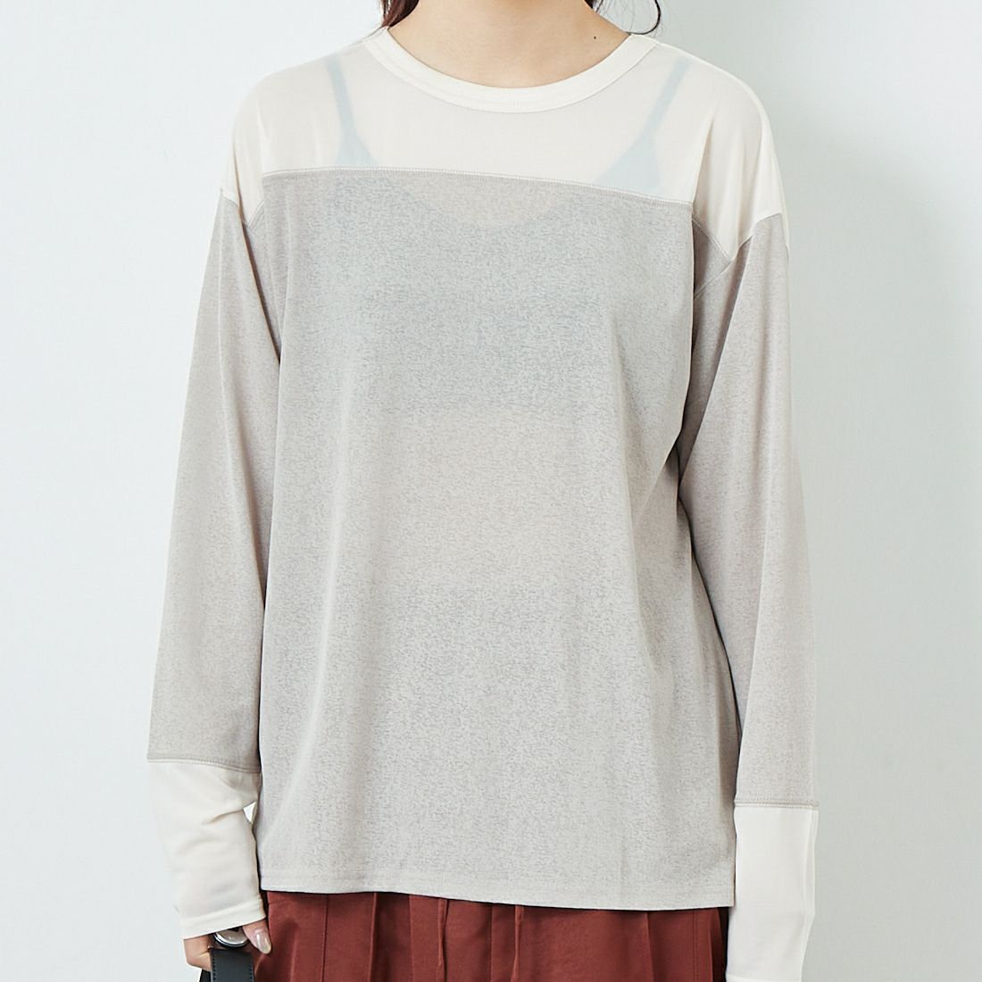 CHIGNON [シニヨン] 異素材切替シアープルオーバー [8453-397KK] L.BEIGE &&モデル身長：167cm 着用サイズ：F&&