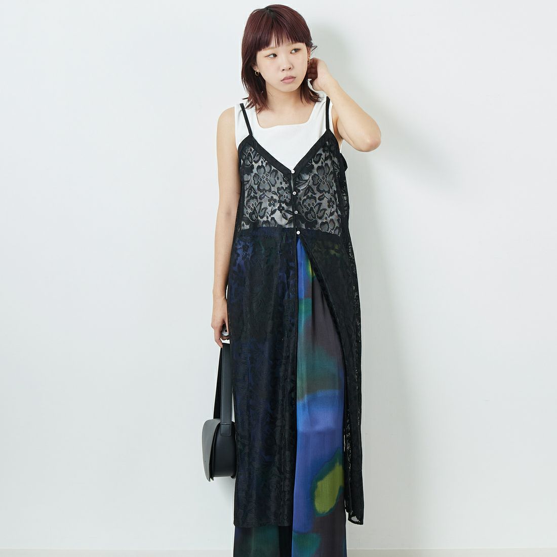 CHIGNON [シニヨン] レース2WAYキャミワンピース [5753-384NH] BLACK &&モデル身長：167cm 着用サイズ：F&&