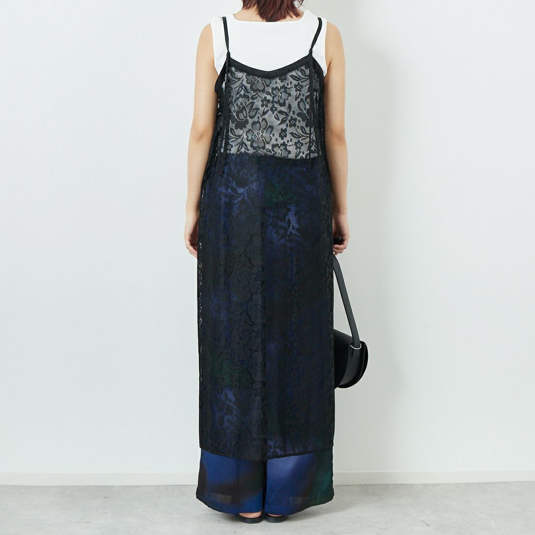 CHIGNON [シニヨン] レース2WAYキャミワンピース [5753-384NH] BLACK &&モデル身長：167cm 着用サイズ：F&&