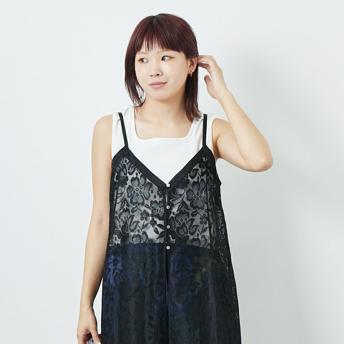 CHIGNON [シニヨン] レース2WAYキャミワンピース [5753-384NH] BLACK &&モデル身長：167cm 着用サイズ：F&&