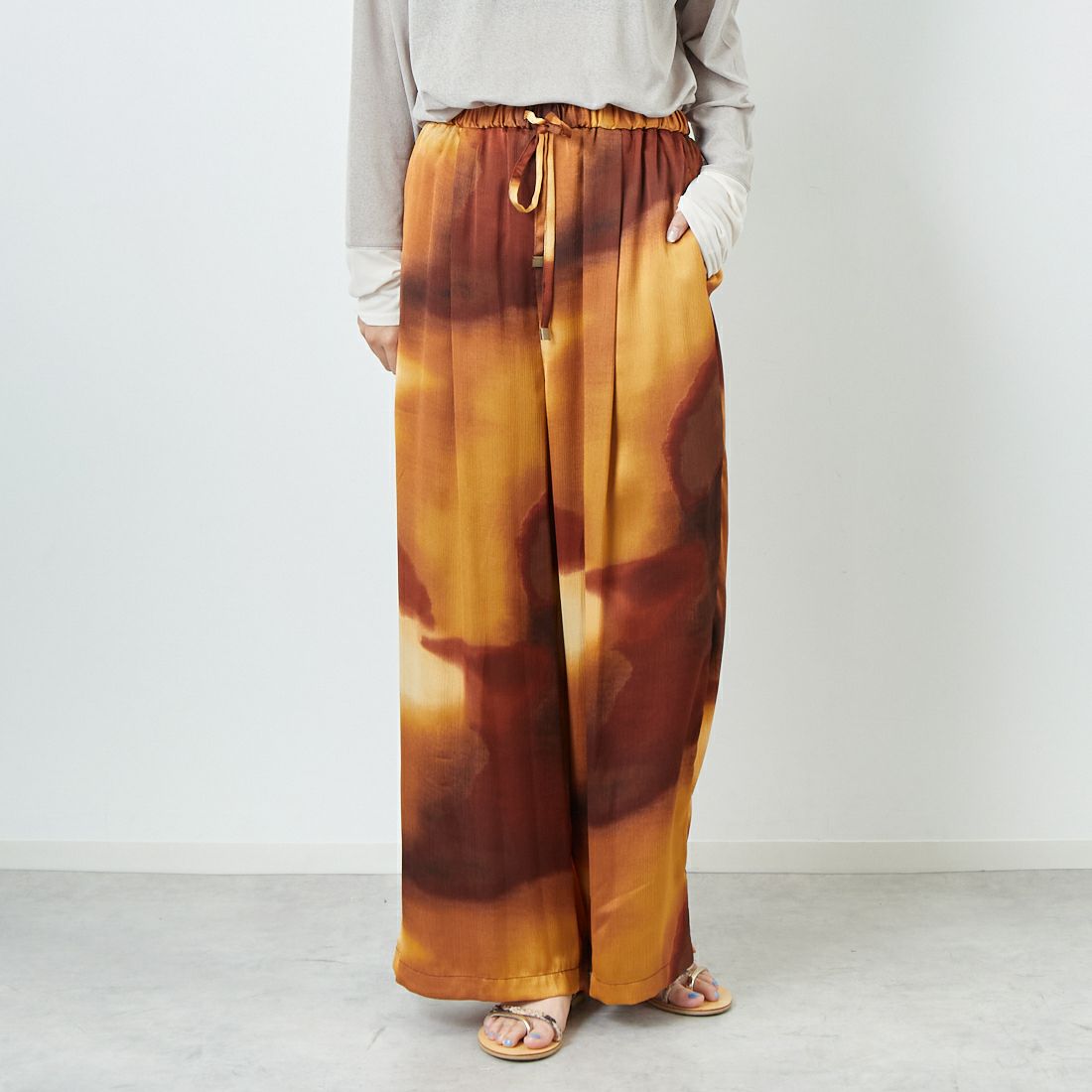 CHIGNON [シニヨン] グラデーションワイドパンツ [3853-364BZ] ORANGE &&モデル身長：167cm 着用サイズ：F&&