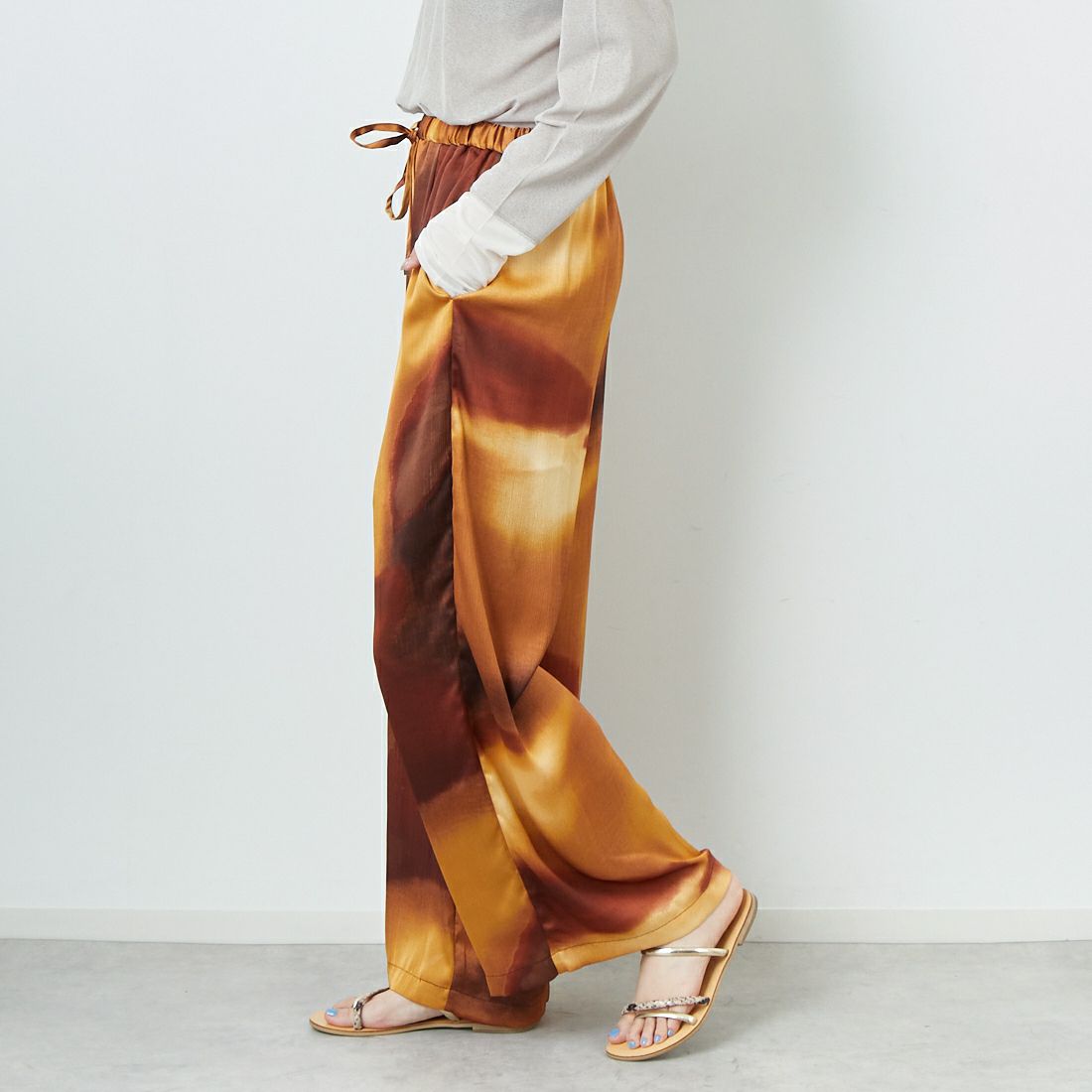 CHIGNON [シニヨン] グラデーションワイドパンツ [3853-364BZ] ORANGE &&モデル身長：167cm 着用サイズ：F&&