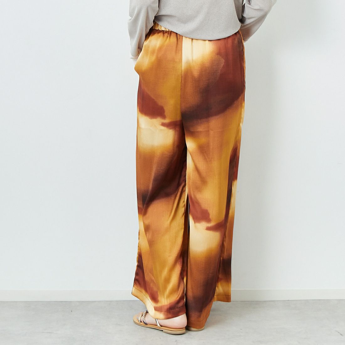 CHIGNON [シニヨン] グラデーションワイドパンツ [3853-364BZ] ORANGE &&モデル身長：167cm 着用サイズ：F&&