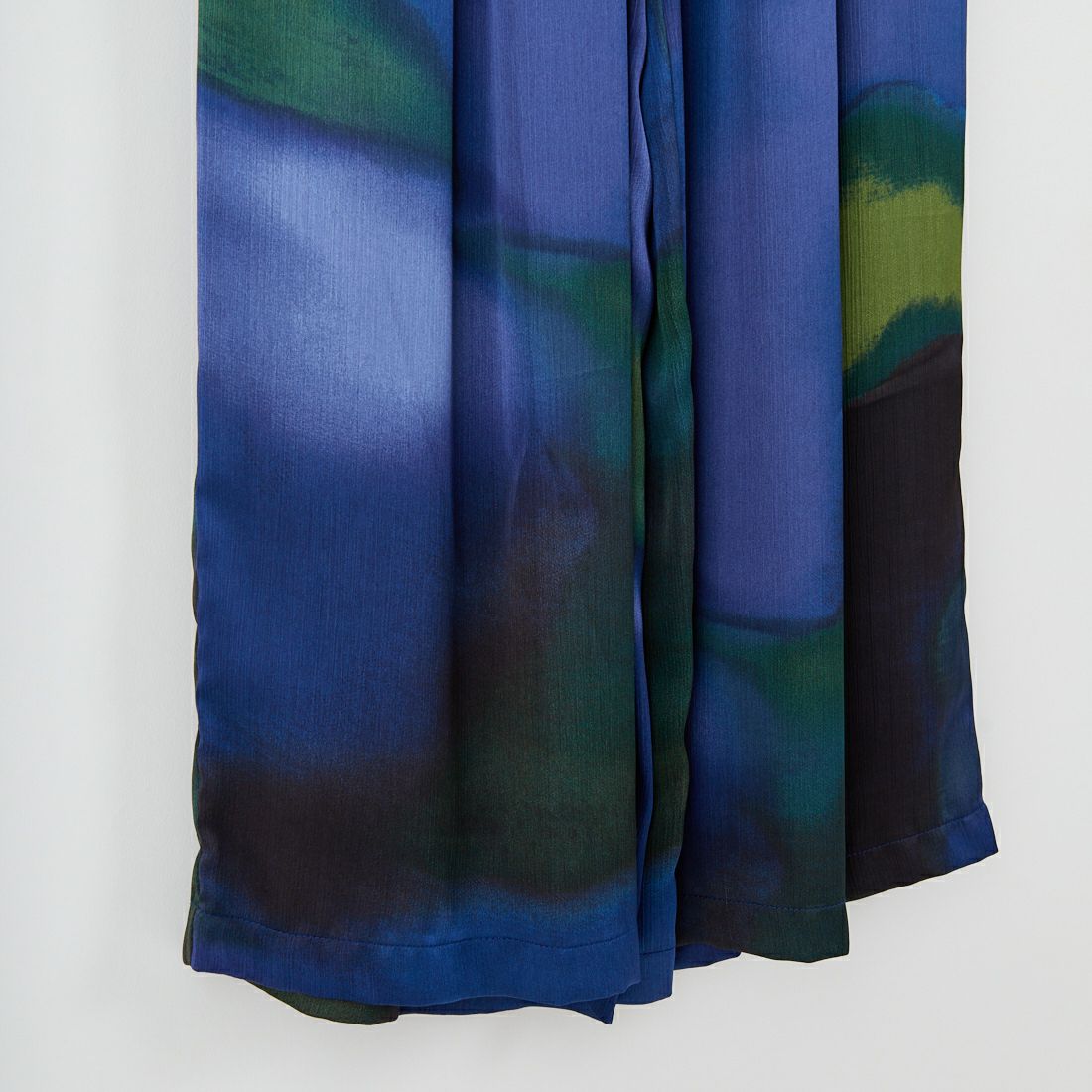 CHIGNON [シニヨン] グラデーションワイドパンツ [3853-364BZ] NAVY