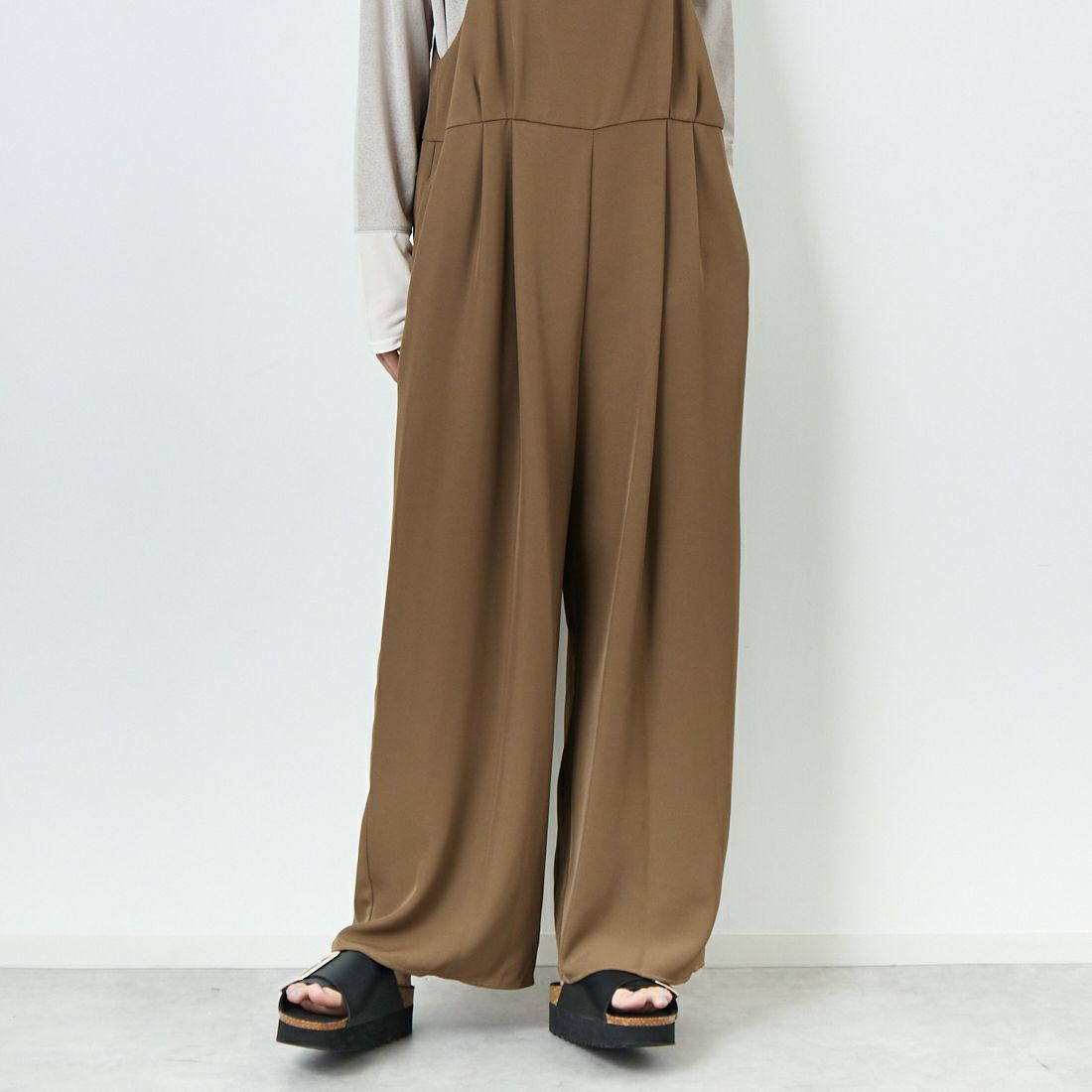 CHIGNON [シニヨン] スクエアサロペット [3653-336KK] BROWN &&モデル身長：167cm 着用サイズ：F&&