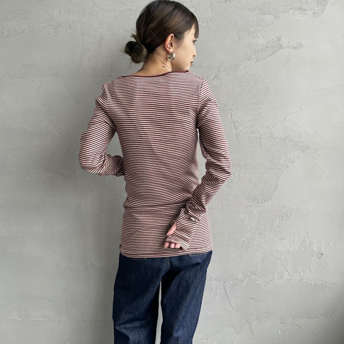 Robert P.Miller [ロバートピーミラー] 別注 配色パネルリブ ボートネックTシャツ [RM254-2041IN-JF] CLAY &&モデル身長：150cm 着用サイズ：F&&